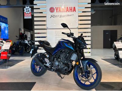 YAMAHA MT-03
